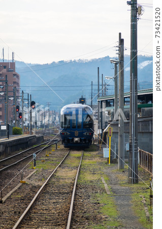 [Kyoto] Nishi-Maizuru Station 73421520