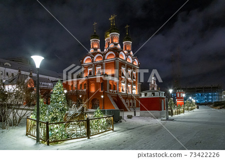 Moscow, Russia - February 04, 2020: Znamenskiy Monastery Cathedral is the olny surviving building of the larger complex. In the early days it was used as the church of the Romanovs Moscow, Russia - February 04, 2020: Znamenskiy Monastery Cathedral is the olny surviving building of the larger complex. In the early days it was used as the church of the Romanovs 73422226