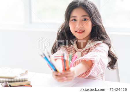 Kid studying Kid studying 73424426
