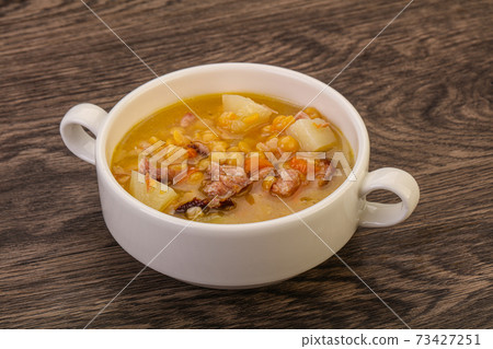 Pea soup with smoked ribs Pea soup with smoked ribs 73427251