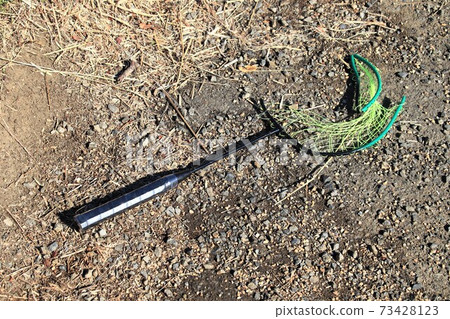Broken racket Broken racket 73428123