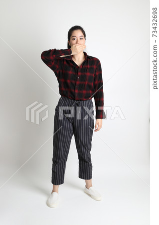 Asian Woman 73432698