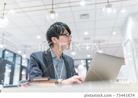 休閒商務場景 73441674
