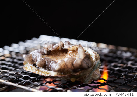 Live abalone dance grill 73445411