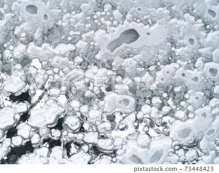 A picture painted by nature on ice in winter 73448423