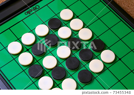 奧賽羅，娛樂，遊戲，玩，戰鬥遊戲，戰鬥，黑白，圈子，棋盤遊戲，樂趣 73455348