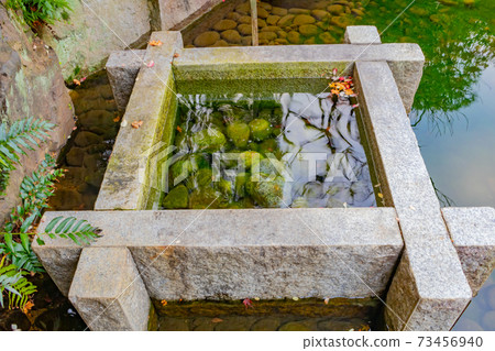 Well in Mejiro Garden Well in Mejiro Garden 73456940