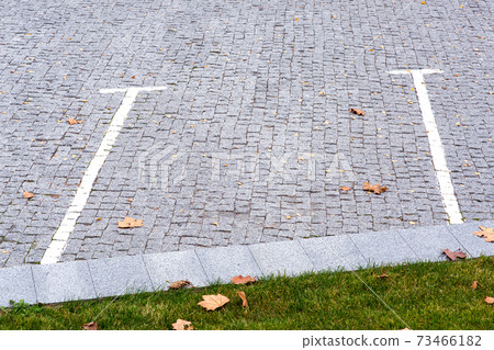 Free parking lot for cars top view, nobody. Free parking lot for cars top view, nobody. 73466182