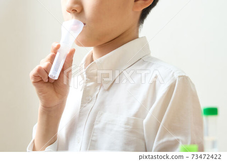 唾液收集圖像 73472422