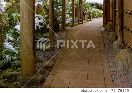 通往溫泉旅館露天浴池的路徑 通往溫泉旅館露天浴池的路徑 73476569