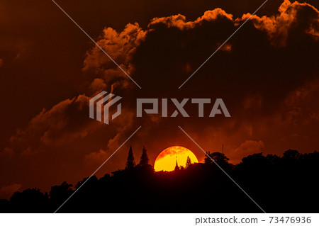 Beautiful Sunset with clouds over Phra That Doi Suthep temple 73476936