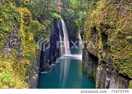 高千穗峽谷/秋天的瑪奈瀑布 高千穗峽谷/秋天的瑪奈瀑布 73479744