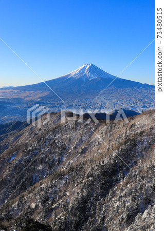 在嚴冬從光遠鄉看富士山 73480515