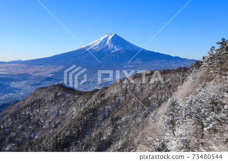 Mt. Fuji seen from Mitsutoge in severe winter 73480544