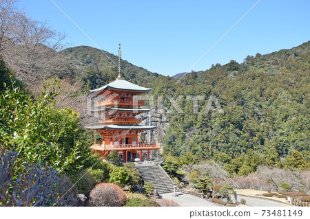 Okishiga Temple Mie Tower和Nachi Waterfall Okishiga Temple Mie Tower和Nachi Waterfall 73481149
