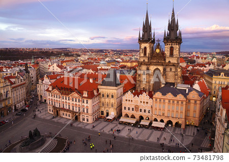 Sunset in the Old Town of Prague 73481798