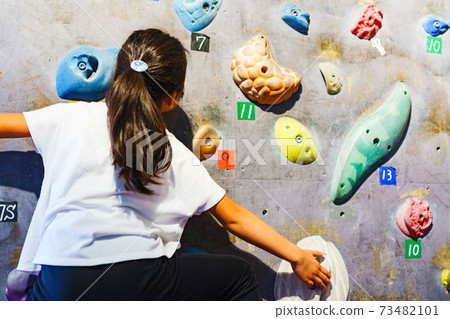 Bouldering children's sports 73482101