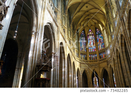 St. Vitus Cathedral (Prague Castle) 73482285