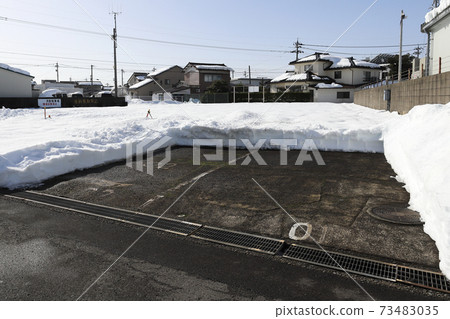 Reiwa降雪第三年大雪結束後六天,在Maruoka鎮周圍漫步(福井縣Prefecture市Maruoka鎮) Reiwa降雪第三年大雪結束後六天,在Maruoka鎮周圍漫步(福井縣Prefecture市Maruoka鎮) 73483035