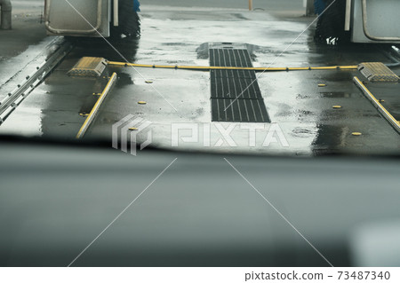 Image material before washing the car 73487340