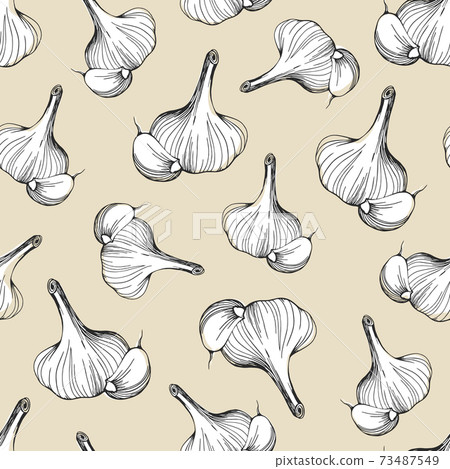 seamless pattern of garlic on a beige background 73487549