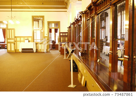 Former Karatsu Bank Sales Office Former Karatsu Bank Sales Office 73487861