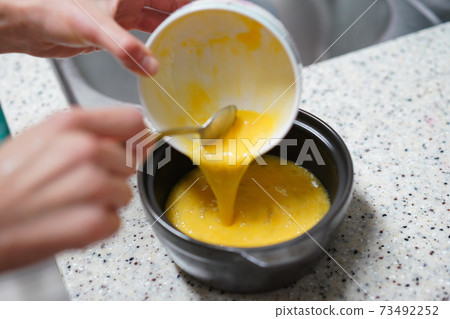 Steamed egg cooking process Steamed egg cooking process 73492252