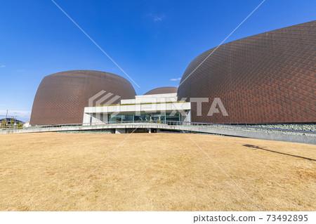 愛媛縣新居濱市茜美術館 73492895