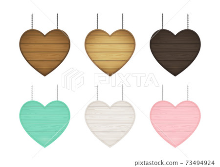 一套心形的木製框架。招牌。情人。 73494924