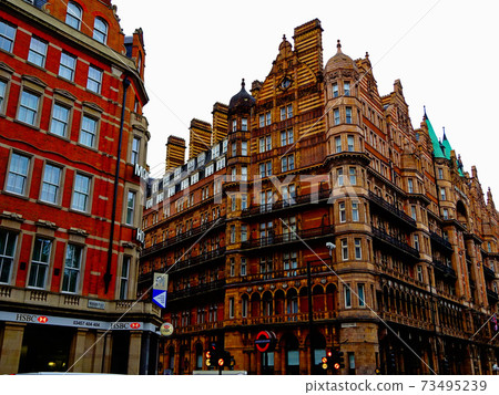 Harrods London Harrods London 73495239