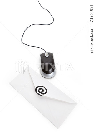 E-Mail E-Mail 73501951
