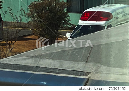 (氾濫)緊急車輛醫療前線緊急運輸 (氾濫)緊急車輛醫療前線緊急運輸 73503462