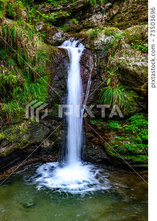 Heikuro Shibusawa's self-determined land (Kuroyama Santaki's female waterfall) 73503696