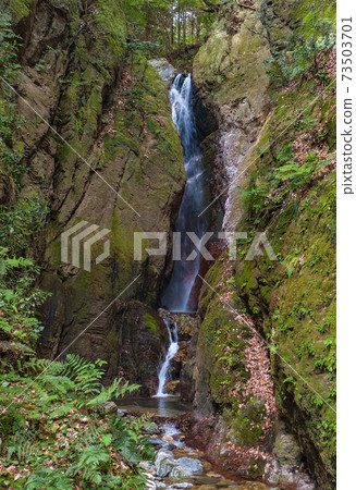 Heikuro Shibusawa's self-determined land (Tengu Waterfall in Kuroyama Santaki) Heikuro Shibusawa's self-determined land (Tengu Waterfall in Kuroyama Santaki) 73503701