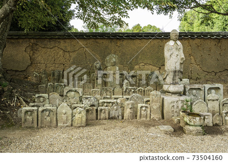 Shin-Yakushiji Stone Buddha, Nara City, Nara Prefecture Shin-Yakushiji Stone Buddha, Nara City, Nara Prefecture 73504160