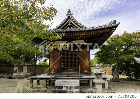 Shinyakushiji Jizo-do, Nara City, Nara Prefecture 73504206