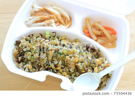 美味外賣豬肉高野炒飯 美味外賣豬肉高野炒飯 73504436