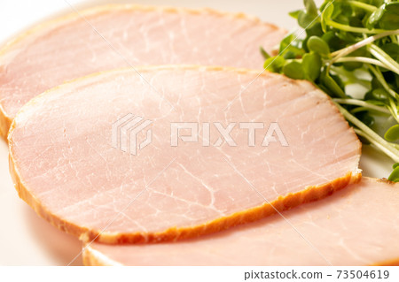里脊火腿（切片）。用Kaiware蘿蔔。 73504619