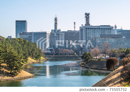 Tokyo cityscape of Japan Kasumigaseki's government office district and the moat of the Imperial Palace Tokyo cityscape of Japan Kasumigaseki's government office district and the moat of the Imperial Palace 73505732