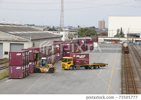 At Kumagaya Freight Terminal Station At Kumagaya Freight Terminal Station 73505777