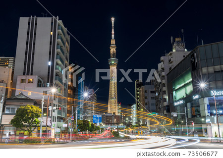 Tokyo Sky Tree Illuminated "Sakura Gold" inspired by the Tokyo 2020 Olympic Torch Relay Torch 73506677