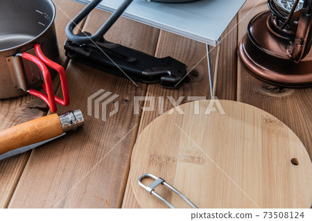 戶外登山工具科歇爾木紋背景素材 73508124