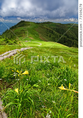 會津小岳從山脊到中蒙岳 會津小岳從山脊到中蒙岳 73509279