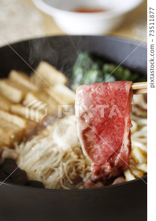 壽喜燒和日本牛肉 壽喜燒和日本牛肉 73511877