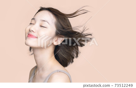 婦女的頭髮護理形像美容頭髮美容皮膚護理 婦女的頭髮護理形像美容頭髮美容皮膚護理 73512249
