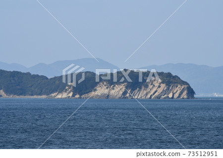 View of Torajima (Tomogashima) and Nakano Seto from the Jogasaki coast 73512951