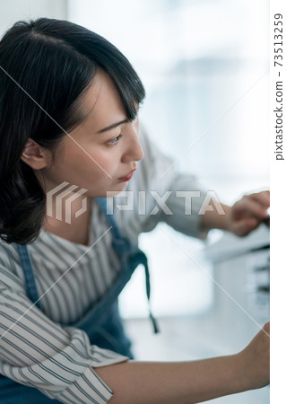 爐子的熱量 73513259