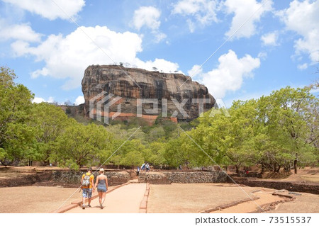 Sigiriya Rock 73515537