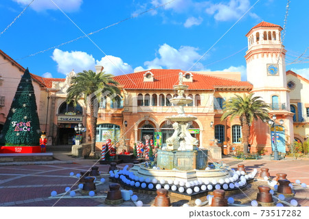 [Wakayama Prefecture] Porto Europe in Wakayama Marina City under fine weather 73517282