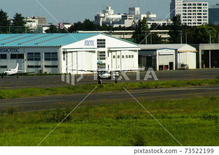 彩色飛機場(2021年1月註冊)最大尺寸:M 彩色飛機場(2021年1月註冊)最大尺寸:M 73522199